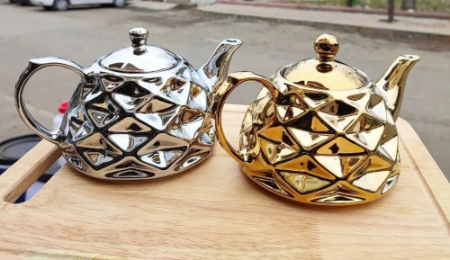 رنگ طلایی موجوده